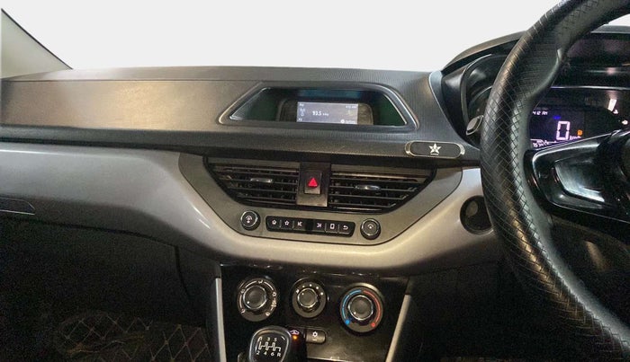 2021 Tata NEXON XM PETROL, Petrol, Manual, 29,583 km, Air Conditioner