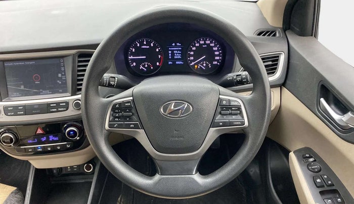 2019 Hyundai Verna 1.6 VTVT SX, Petrol, Manual, 55,503 km, Steering Wheel Close Up