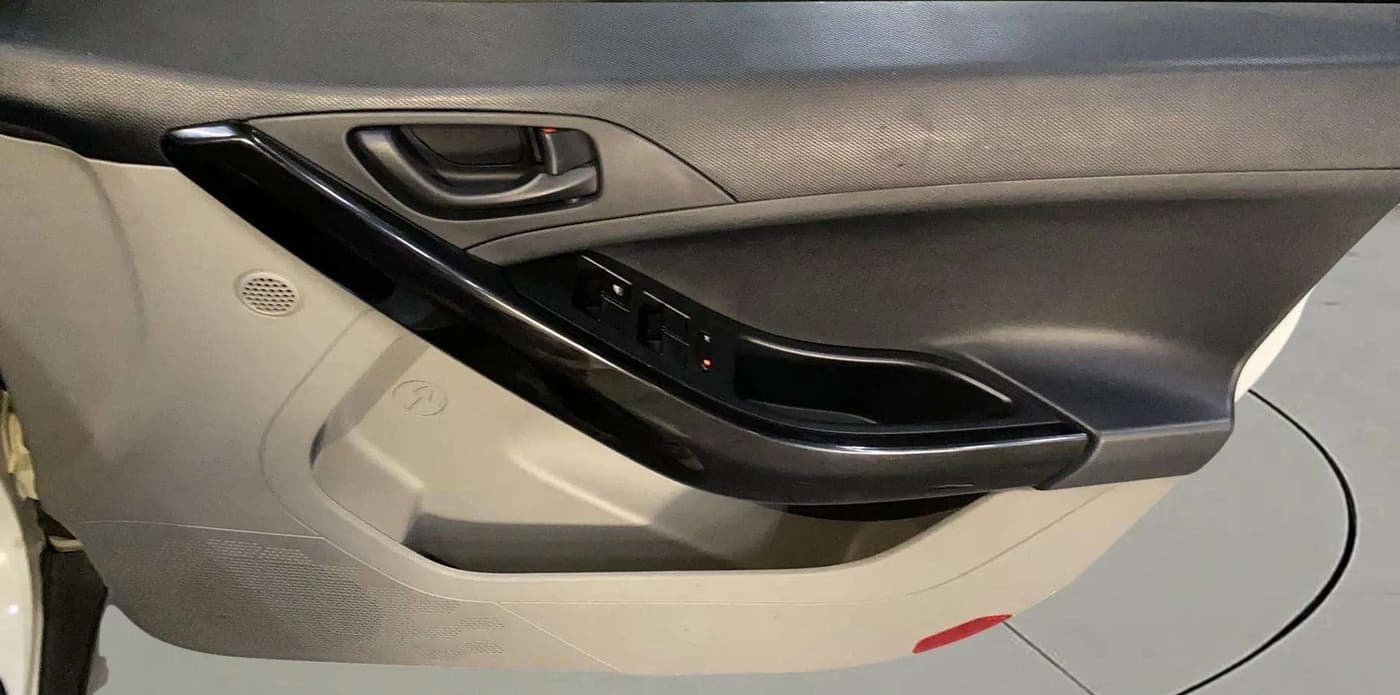 2019 Tata NEXON XM PETROL, Petrol, Manual, 5,024 km, Driver Side Door Panels Control