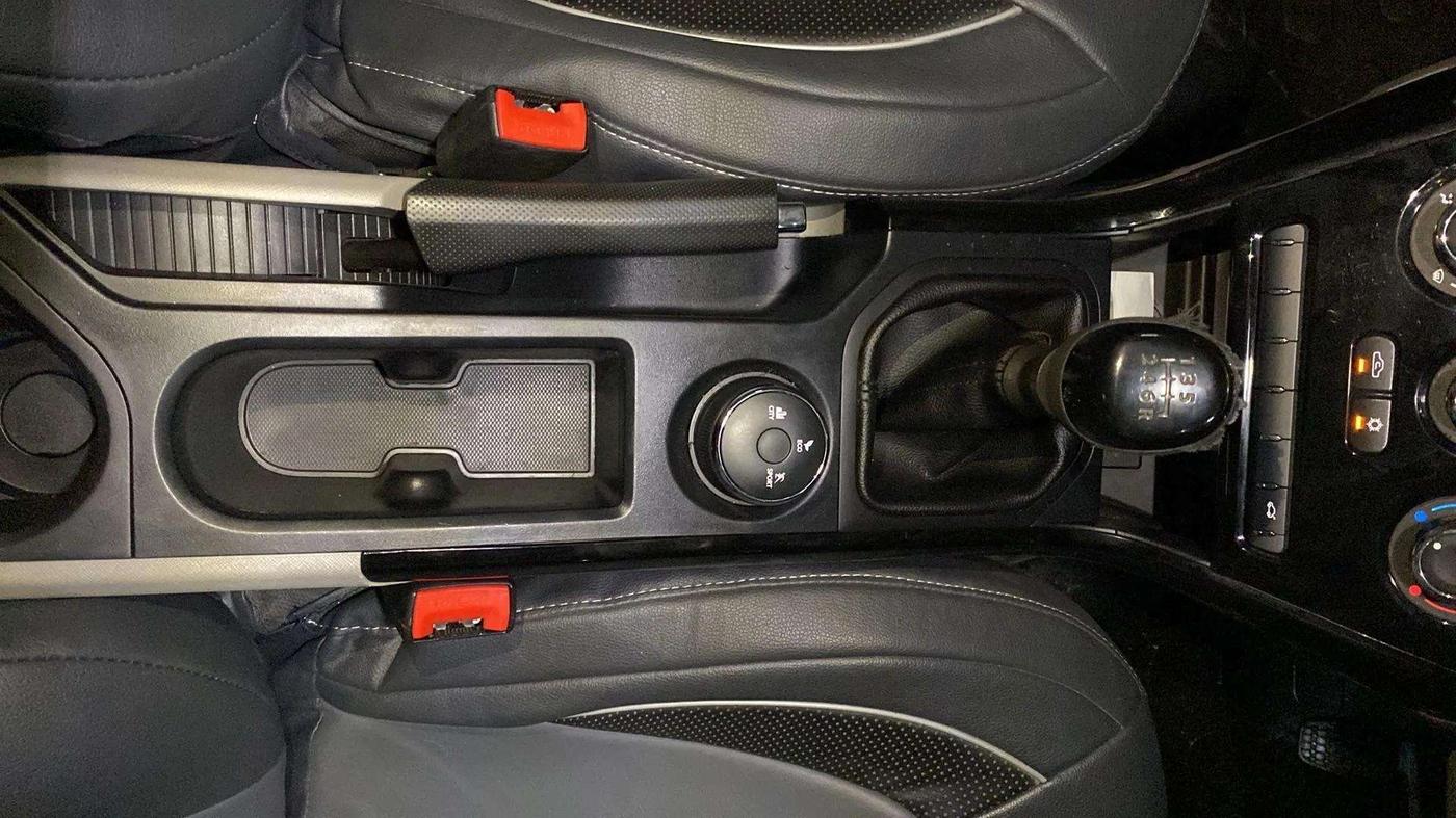 2019 Tata NEXON XM PETROL, Petrol, Manual, 5,024 km, Gear Lever