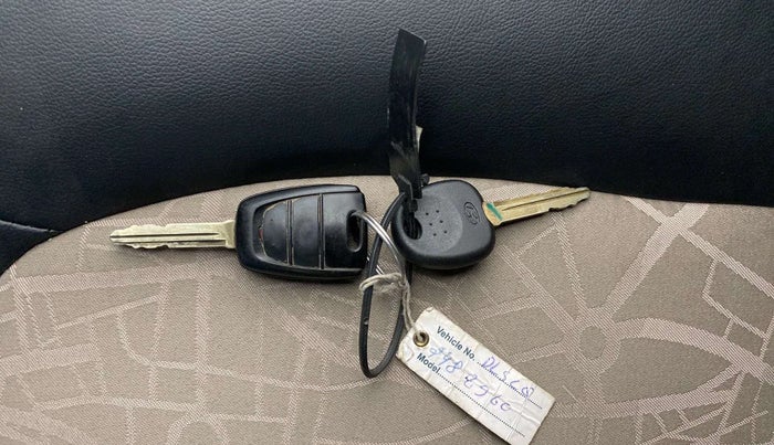 2019 Hyundai Grand i10 SPORTZ 1.2 KAPPA VTVT, Petrol, Manual, 29,630 km, Key Close Up