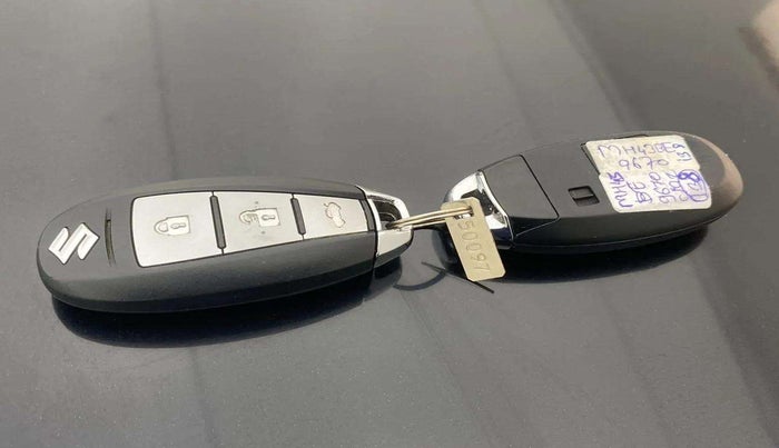 2017 Maruti Ciaz ZETA 1.4  AT PETROL, Petrol, Automatic, 32,205 km, Key Close Up