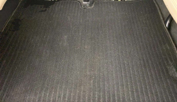 2023 Mahindra BOLERO NEO N 10 (O), Diesel, Manual, 5,949 km, Boot Inside