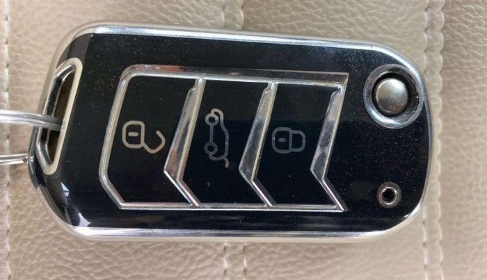 2023 Mahindra BOLERO NEO N 10 (O), Diesel, Manual, 5,949 km, Key Close Up