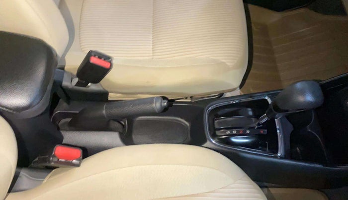 2020 Honda Amaze 1.2L I-VTEC VX CVT, Petrol, Automatic, 20,758 km, Gear Lever