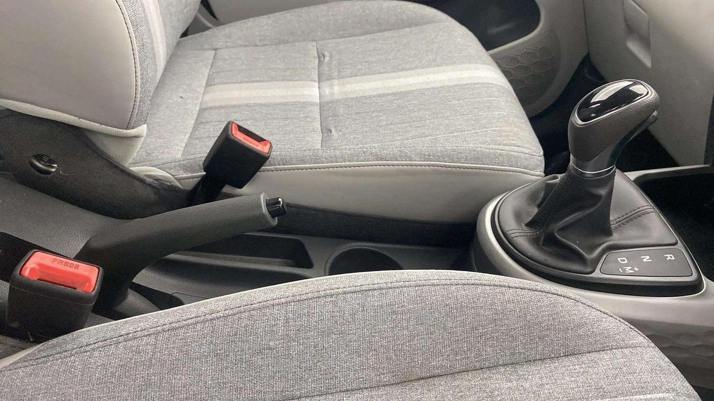 2019 Hyundai GRAND I10 NIOS SPORTZ AMT 1.2 KAPPA VTVT, Petrol, Automatic, 37,693 km, Gear Lever