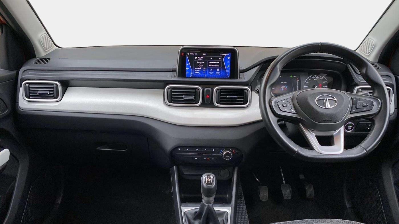 2022 Tata PUNCH CREATIVE  MT, Petrol, Manual, 35,703 km, Dashboard