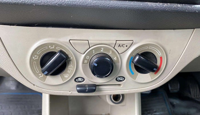 2019 Maruti Alto K10 VXI, Petrol, Manual, 19,849 km, AC Unit - Directional switch has minor damage