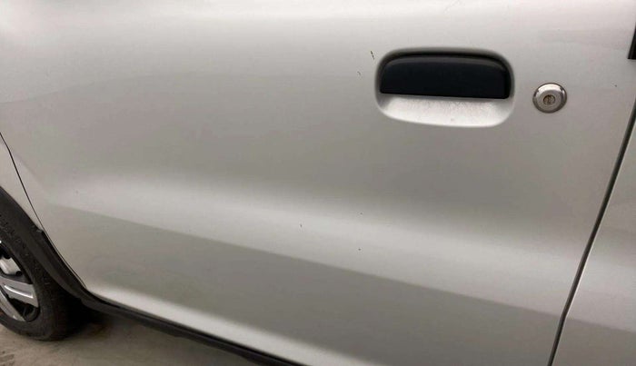 2019 Maruti S PRESSO LXI (O), Petrol, Manual, 6,273 km, Front passenger door - Minor scratches