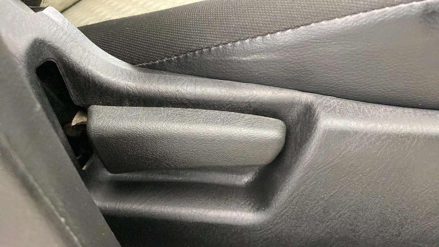 2020 Maruti Alto LXI CNG, CNG, Manual, 41,517 km, Driver Side Adjustment Panel