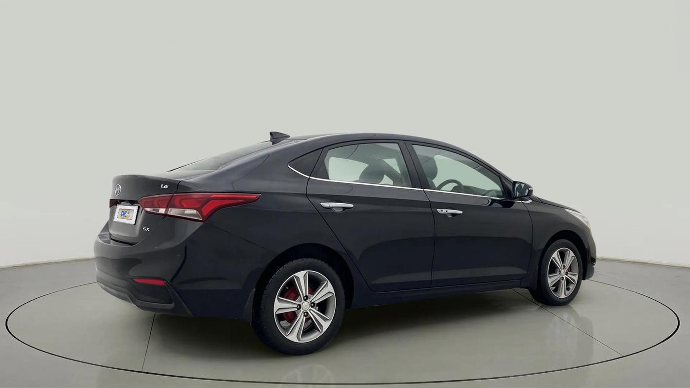 2018 Hyundai Verna 1.6 VTVT SX O, Petrol, Manual, 94,482 km, Right Back Diagonal
