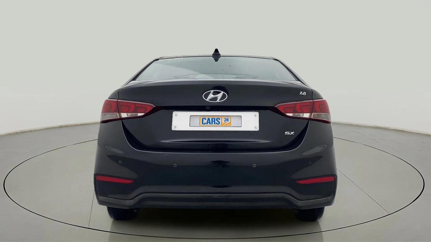 2018 Hyundai Verna 1.6 VTVT SX O, Petrol, Manual, 94,482 km, Back/Rear