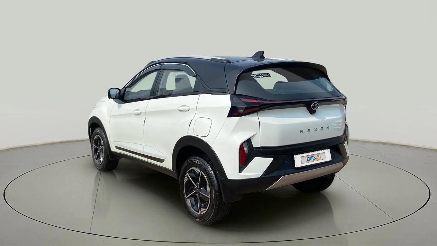 2023 Tata NEXON FEARLESS DUAL TONE 1.5 DIESEL, Diesel, Manual, 8,331 km, Left Back Diagonal