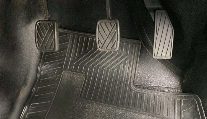 2021 Maruti S PRESSO VXI+, Petrol, Manual, 43,431 km, Pedals