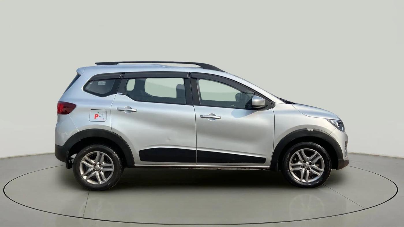 2020 Renault TRIBER RXZ AMT, Petrol, Automatic, 59,345 km, Right Side View