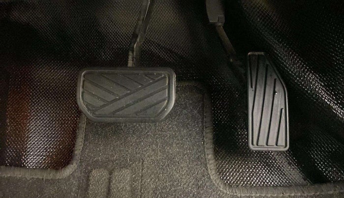 2020 Maruti Baleno ALPHA CVT PETROL 1.2, Petrol, Automatic, 30,156 km, Pedals