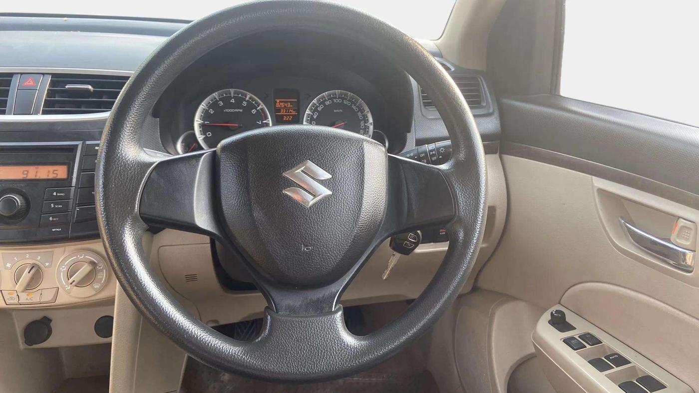 2013 Maruti Swift Dzire VXI, Petrol, Manual, 33,082 km, Steering Wheel Close Up