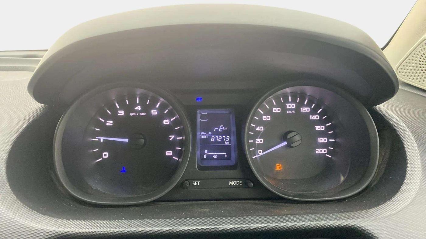2017 Tata Tiago XT PETROL, Petrol, Manual, 87,284 km, Odometer Image