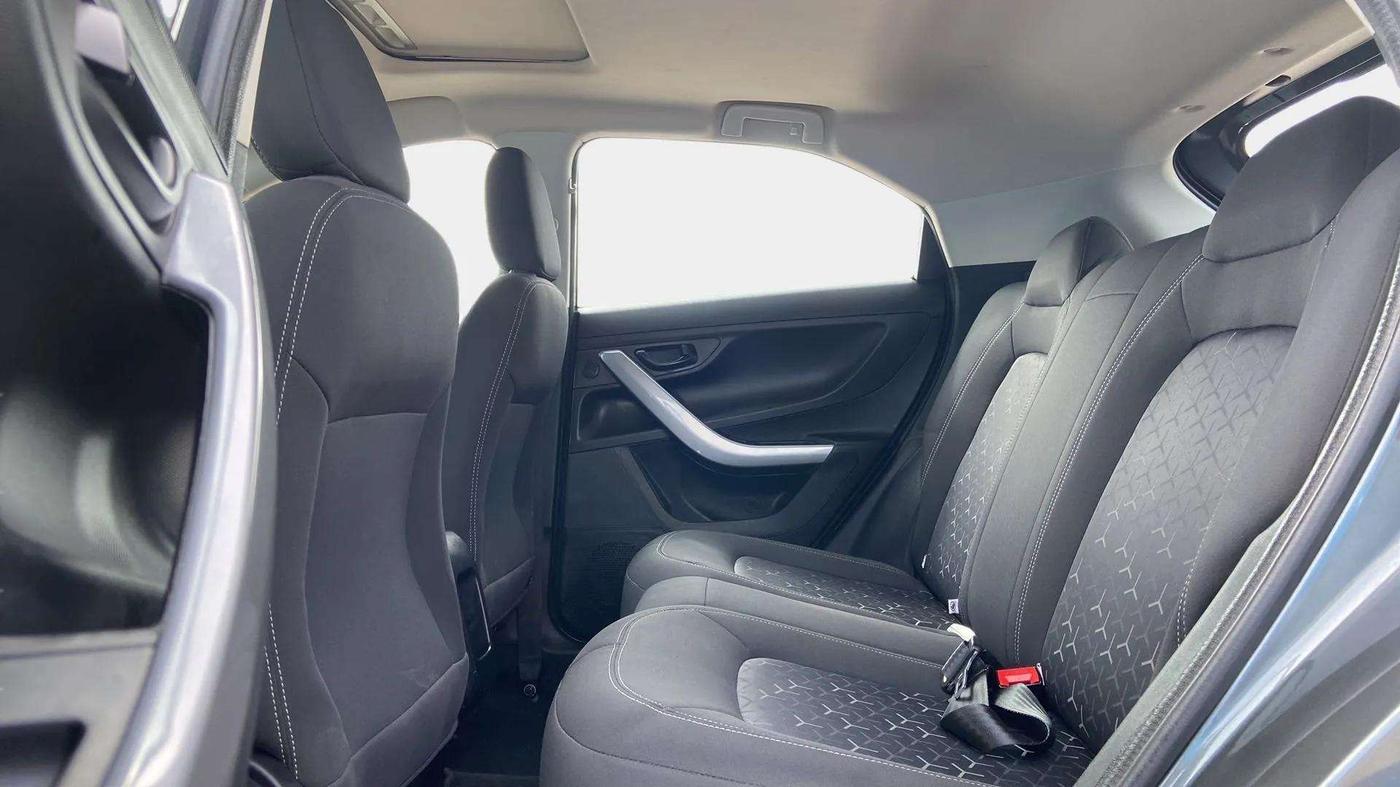 2023 Tata NEXON XMA SUNROOF DIESEL, Diesel, Automatic, 20,452 km, Right Side Rear Door Cabin