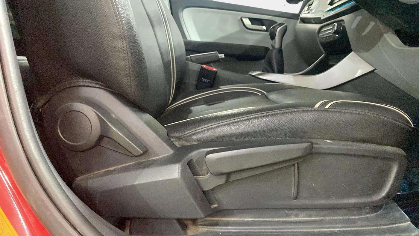 2021 Tata ALTROZ XZ PETROL, Petrol, Manual, 46,444 km, Driver Side Adjustment Panel