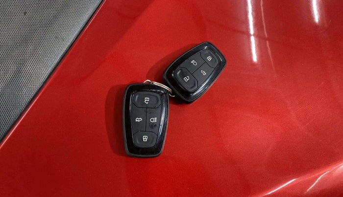 2021 Tata ALTROZ XZ PETROL, Petrol, Manual, 46,444 km, Key Close Up