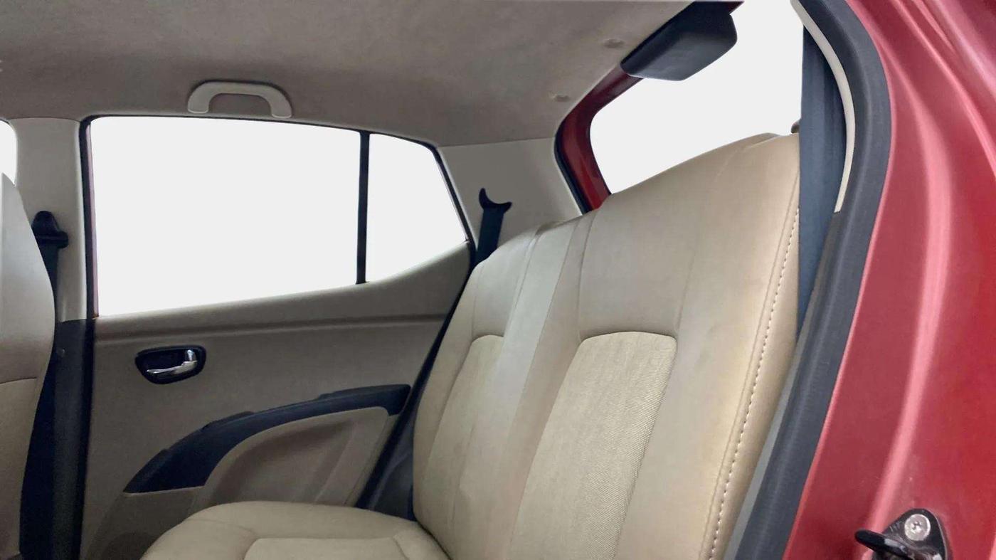 2013 Hyundai i10 MAGNA 1.2, Petrol, Manual, 13,976 km, Right Side Rear Door Cabin