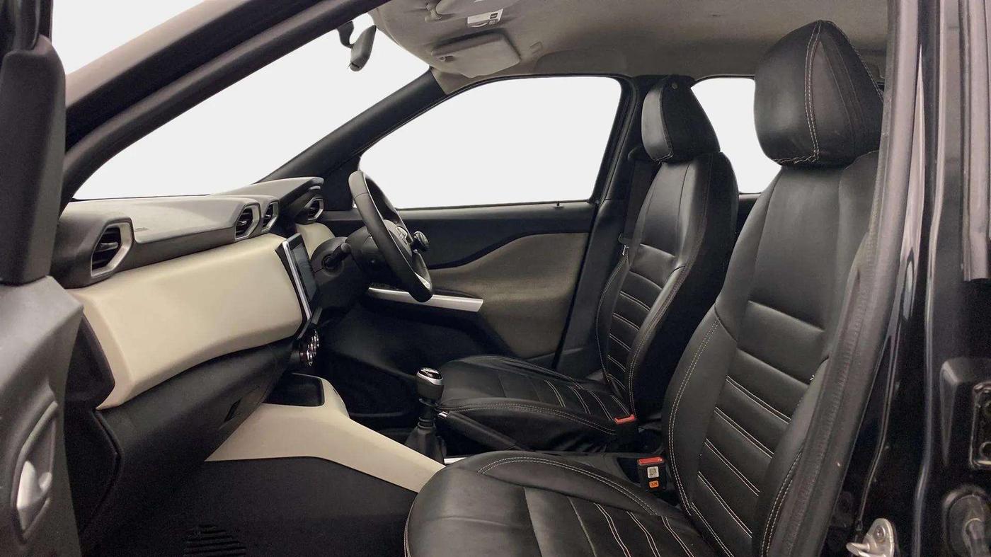 2022 Nissan MAGNITE XV MT, Petrol, Manual, 21,846 km, Right Side Front Door Cabin