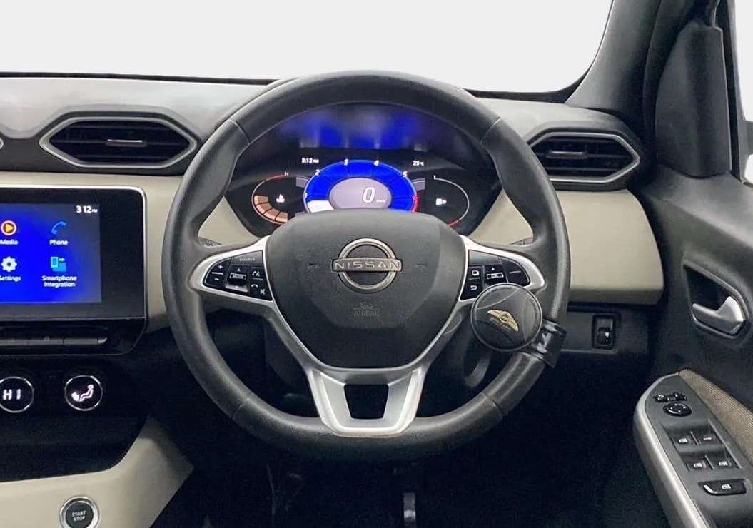 2022 Nissan MAGNITE XV MT, Petrol, Manual, 21,846 km, Steering Wheel Close Up
