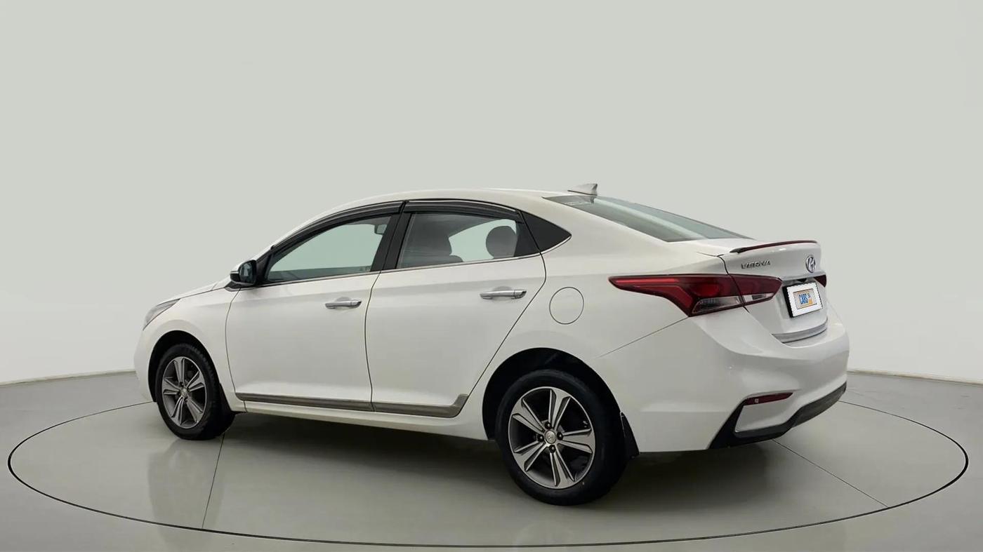 2018 Hyundai Verna 1.6 VTVT SX, CNG, Manual, 34,498 km, Left Back Diagonal