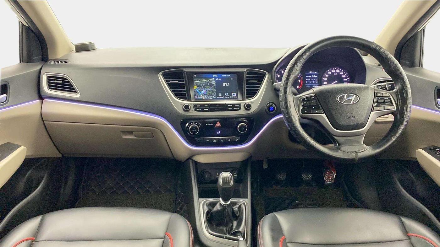 2018 Hyundai Verna 1.6 VTVT SX, CNG, Manual, 34,498 km, Dashboard