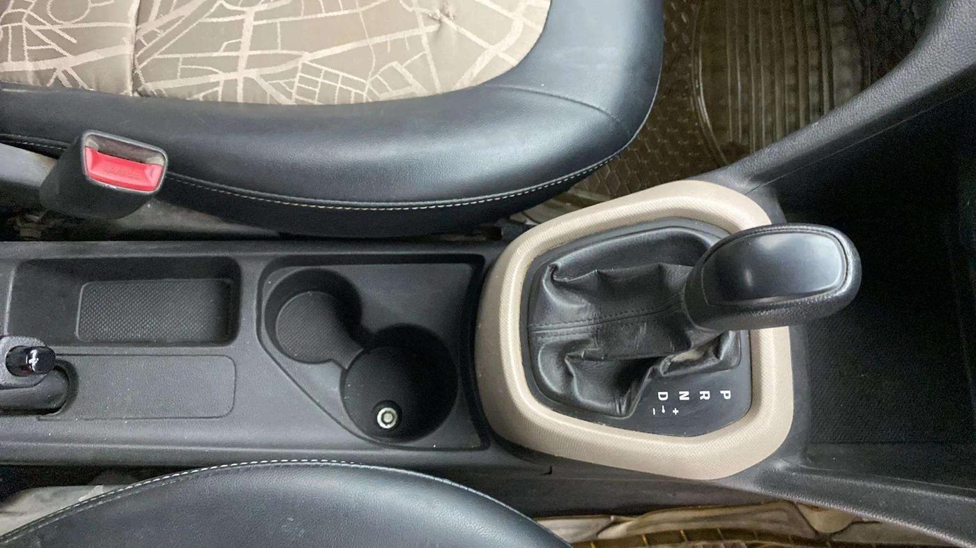 2019 Hyundai Grand i10 MAGNA AT 1.2 KAPPA VTVT, Petrol, Automatic, 89,482 km, Gear Lever