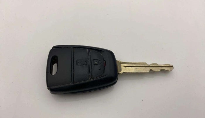 2019 Hyundai Grand i10 MAGNA 1.2 KAPPA VTVT, Petrol, Manual, 27,206 km, Key Close Up