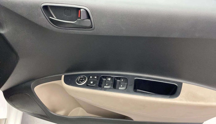 2019 Hyundai Grand i10 MAGNA 1.2 KAPPA VTVT, Petrol, Manual, 27,206 km, Driver Side Door Panels Control