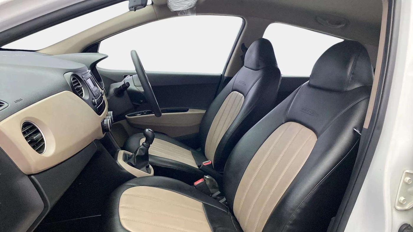 2019 Hyundai Grand i10 MAGNA 1.2 KAPPA VTVT, Petrol, Manual, 27,206 km, Right Side Front Door Cabin