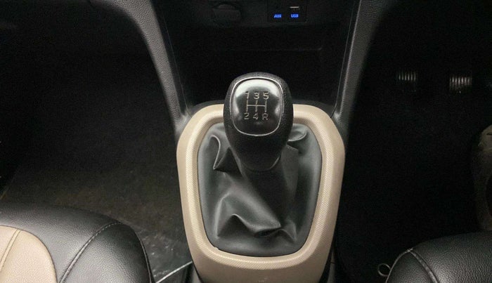 2019 Hyundai Grand i10 MAGNA 1.2 KAPPA VTVT, Petrol, Manual, 27,206 km, Gear Lever