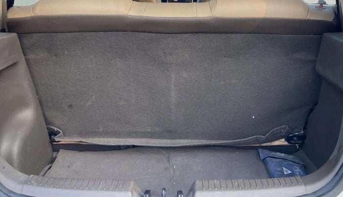 2013 Hyundai i10 ERA 1.1, Petrol, Manual, 87,694 km, Boot Inside