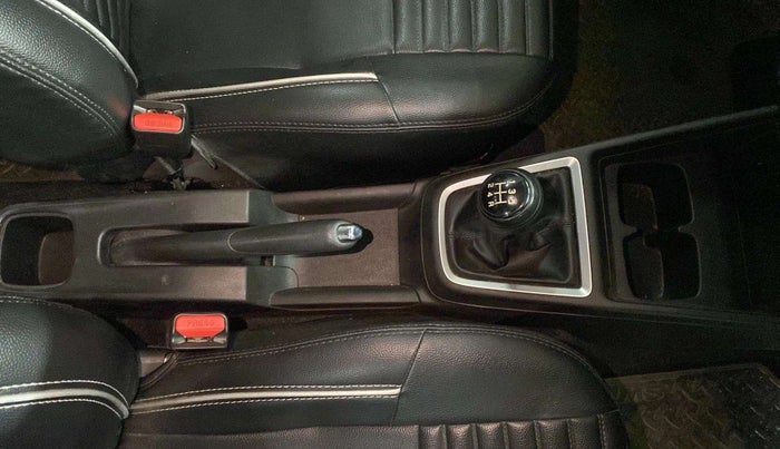 2019 Maruti Swift VXI, Petrol, Manual, 18,157 km, Gear Lever