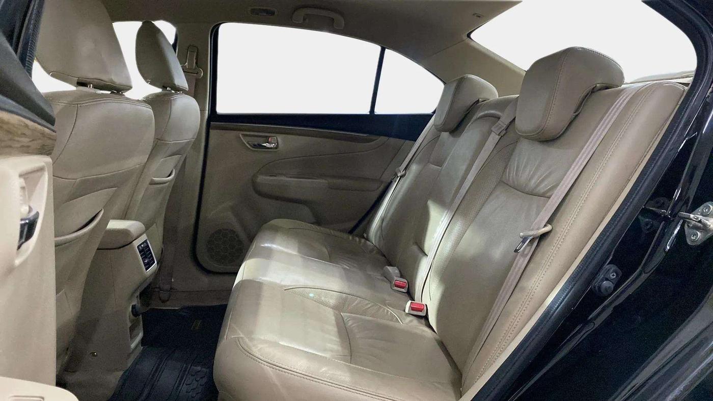 2019 Maruti Ciaz ALPHA  AT 1.5 SHVS PETROL, Petrol, Automatic, 18,619 km, Right Side Rear Door Cabin