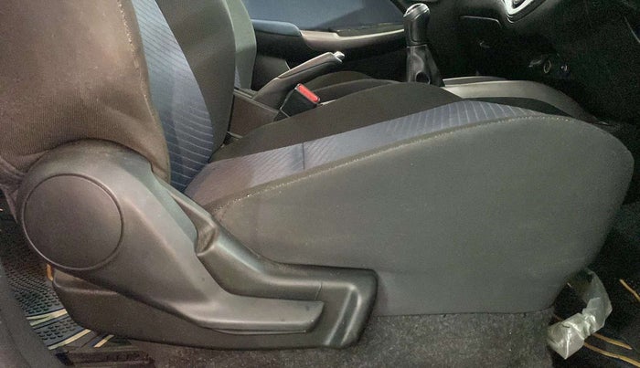 2022 Maruti Baleno DELTA PETROL 1.2, Petrol, Manual, 25,555 km, Driver Side Adjustment Panel