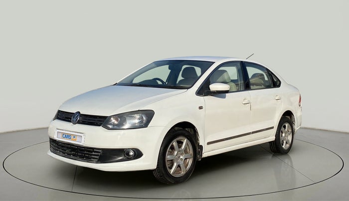 2013 Volkswagen Vento HIGHLINE 1.6 MPI, Petrol, Manual, 82,461 km, Left Front Diagonal