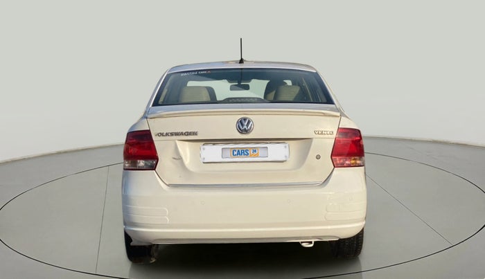 2013 Volkswagen Vento HIGHLINE 1.6 MPI, Petrol, Manual, 82,461 km, Back/Rear