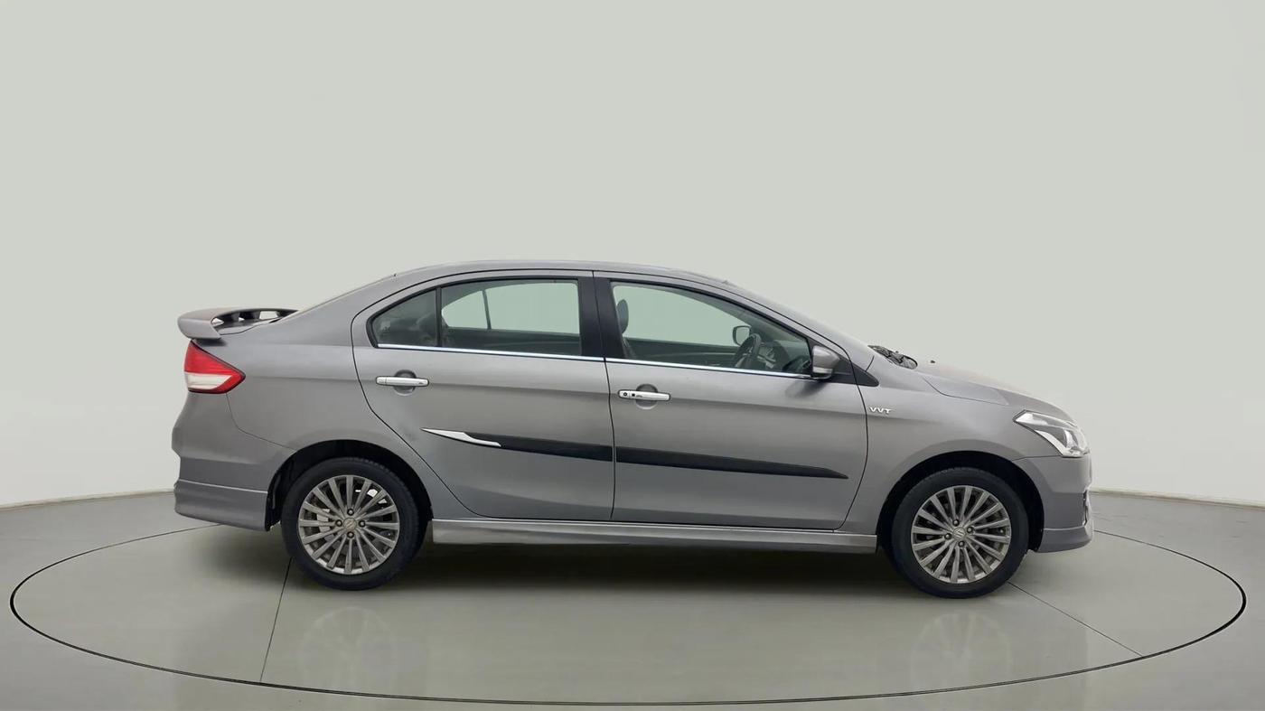 2015 Maruti Ciaz ZXI+ RS, Petrol, Manual, 70,061 km, Right Side View