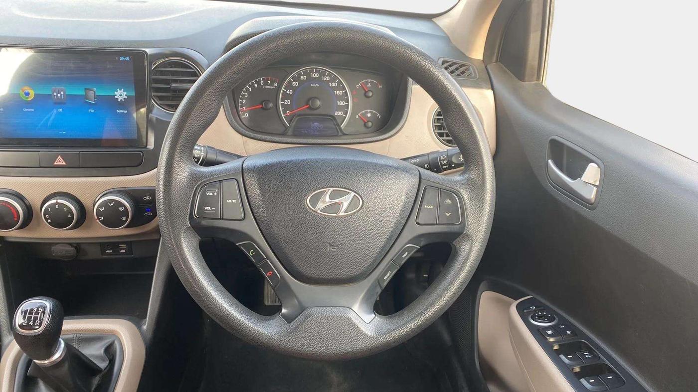 2015 Hyundai Grand i10 SPORTZ 1.2 KAPPA VTVT, Petrol, Manual, 44,808 km, Steering Wheel Close Up