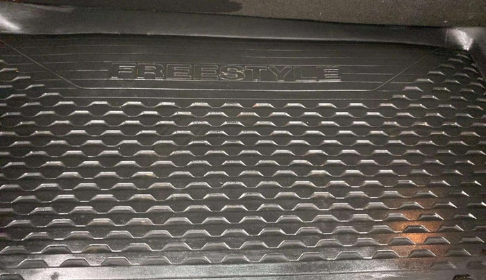 2018 Ford FREESTYLE TREND 1.2 PETROL, Petrol, Manual, 13,758 km, Boot Inside