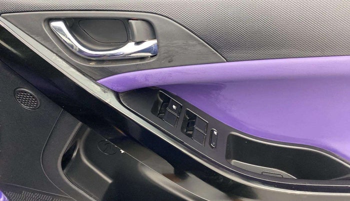 2023 Tata NEXON FEARLESS PURPLE + SUNROOF DUAL TONE 1.5 DIESEL, Diesel, Manual, 1,266 km, Driver Side Door Panels Control