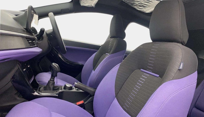 2023 Tata NEXON FEARLESS PURPLE + SUNROOF DUAL TONE 1.5 DIESEL, Diesel, Manual, 1,266 km, Right Side Front Door Cabin