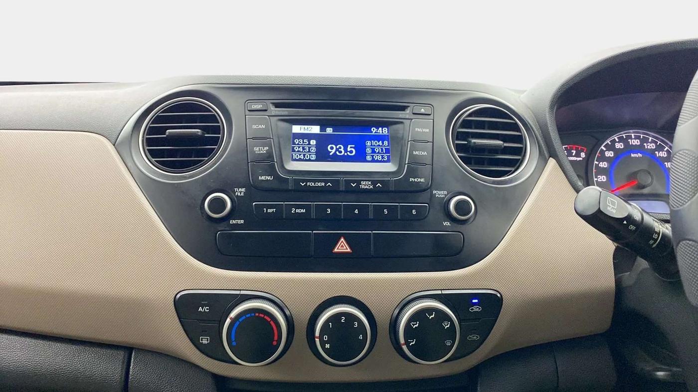 2015 Hyundai Grand i10 ASTA AT 1.2 KAPPA VTVT, Petrol, Automatic, 45,997 km, Air Conditioner