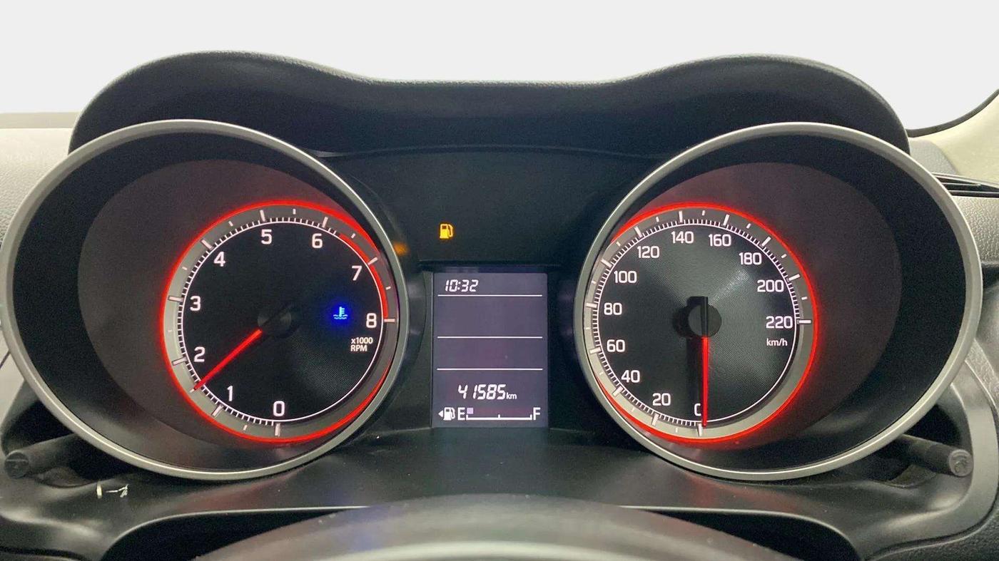 2018 Maruti Swift VXI, Petrol, Manual, 41,576 km, Odometer Image