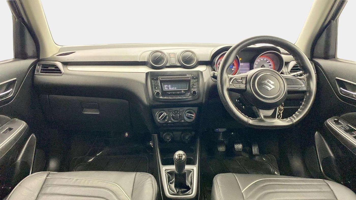 2018 Maruti Swift VXI, Petrol, Manual, 41,576 km, Dashboard