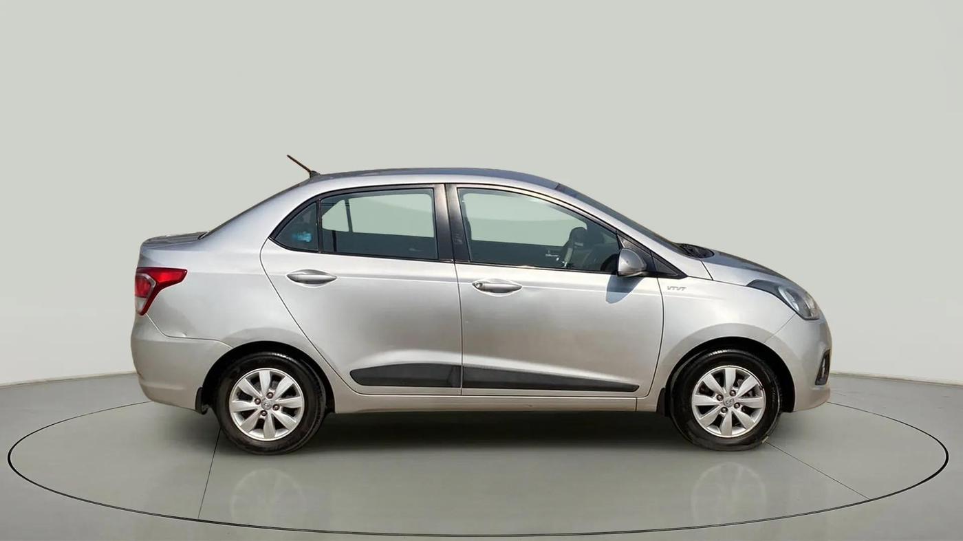 2016 Hyundai Xcent SX 1.2, Petrol, Manual, 86,596 km, Right Side View